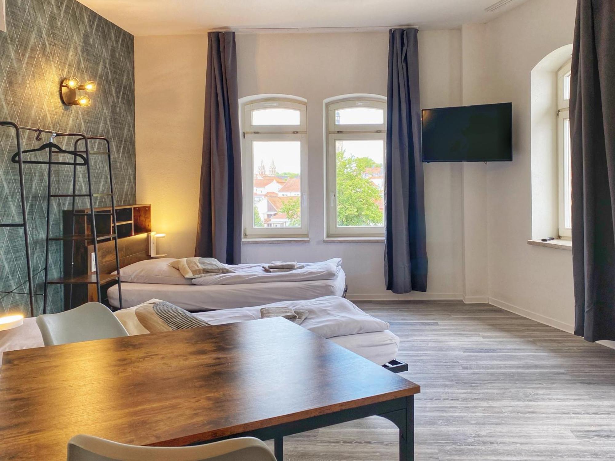 Sacher S Quartiere Muehlhausen Kültér fotó